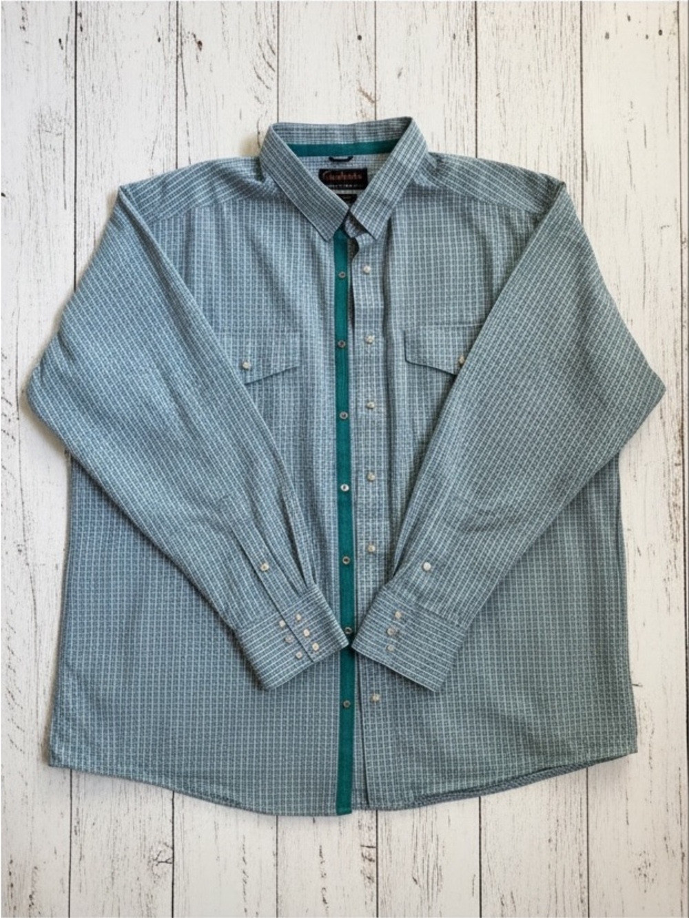 Ariat Pro Series  Men's blue and white Plaid Long-Sleeve Button-Down Shirt